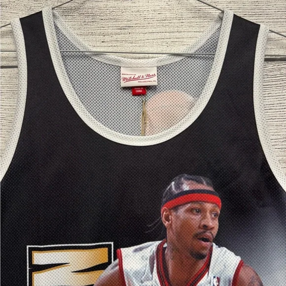 Mens Mitchell & Ness NBA Behind The Back Tank Philadelphia 76ers Allen Iverson - Picture 3 of 5